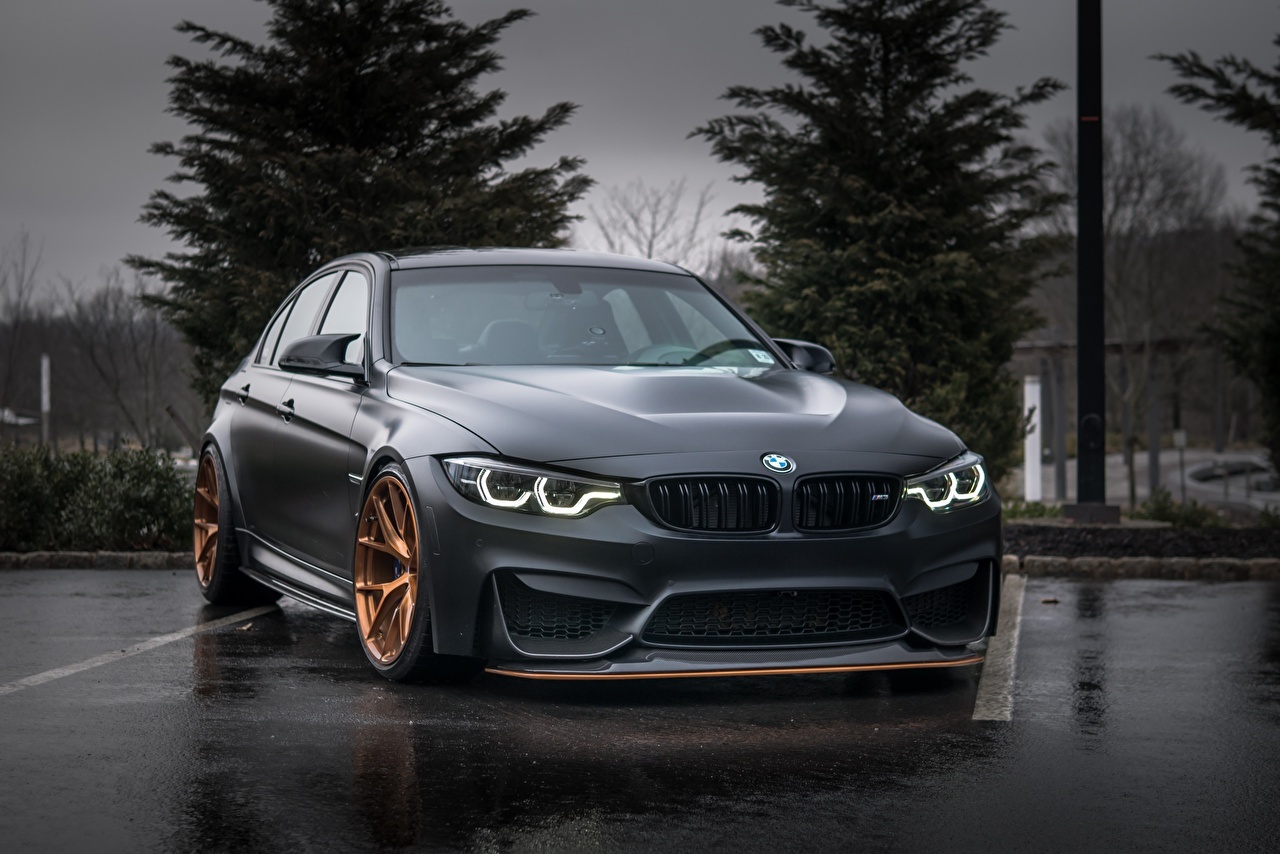 BMW m4 Black Tuning